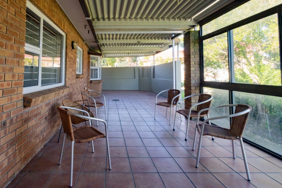 3 Bedroom Property for Sale in Kenridge Western Cape